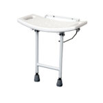 Douchekruk RMA. Plastic gecoat stalen frame. Zitting 38-53 cm (h) 49 cm (b) 28 cm (d). Met wandbevestiging, met poten opklapbaar tegen de muur. Max. gebruikersgewicht 114kg.