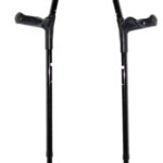 zwarte elleboogkrukken met soft handgreep