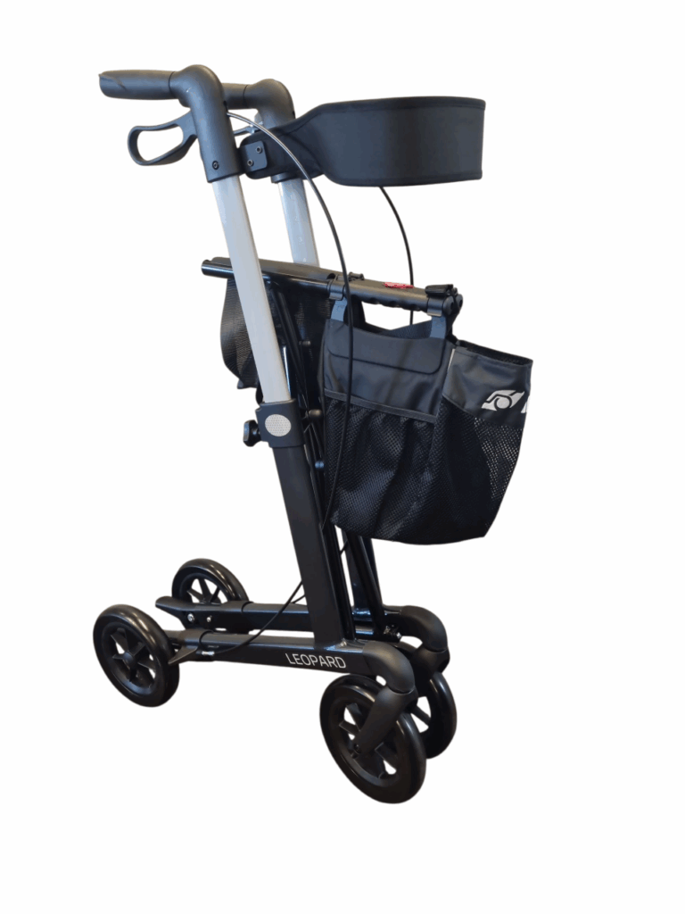 Leopard rollator opgevouwen