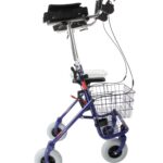 Zijkant van een Blauwe rollator 2e generatie met onderarmschalen