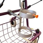 Zuurstoffleshouder in het midden van de rollator