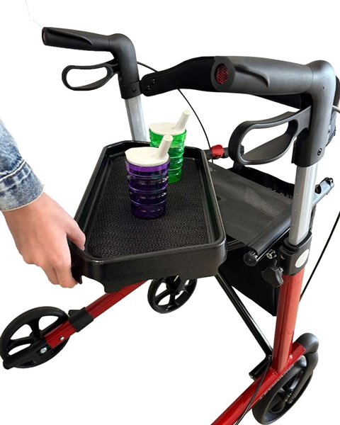 dienblad op een mobilex rollator met 2 bekers