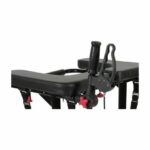 Het Mobilex looprek " DynaWalk " is een hulpmiddel voor gehandicapten of ouderen die extra ondersteuning nodig hebben om tijdens het lopen hun evenwicht of stabiliteit te behouden.