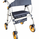 Bear rollator lichtgewicht champagne kleur met groene velgen