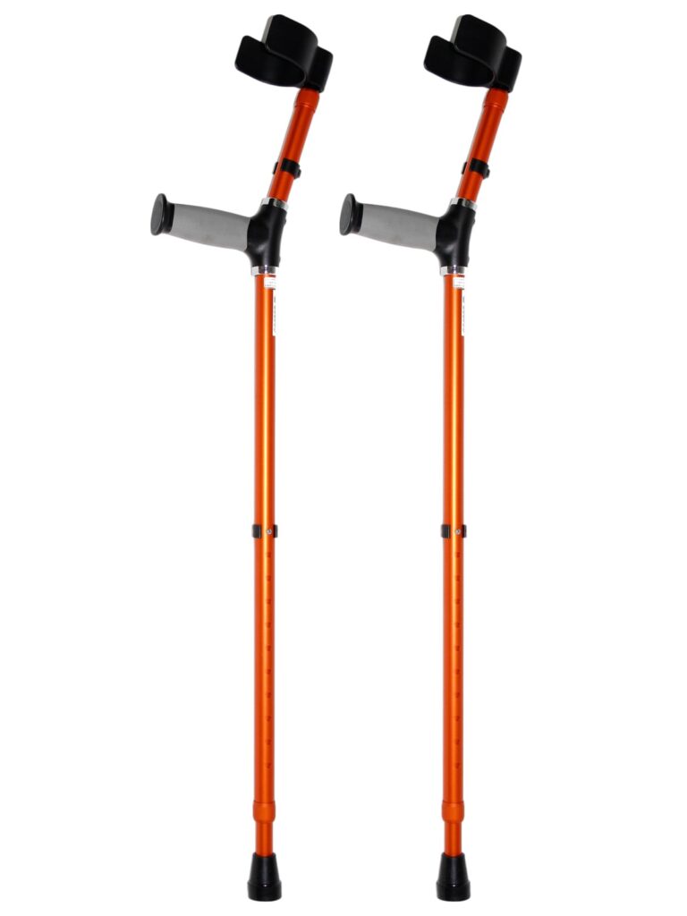 Paar ellboogkruken met open manchet kleur oranje
