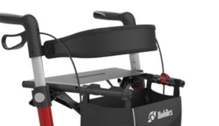 bovenkant rode Leopard rollator met rug, zitting zitnetje