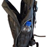 Mobilex Rolstoelrugtas - Zijaanzicht van Mobilex rolstoelrugzak met drinkflesvakken