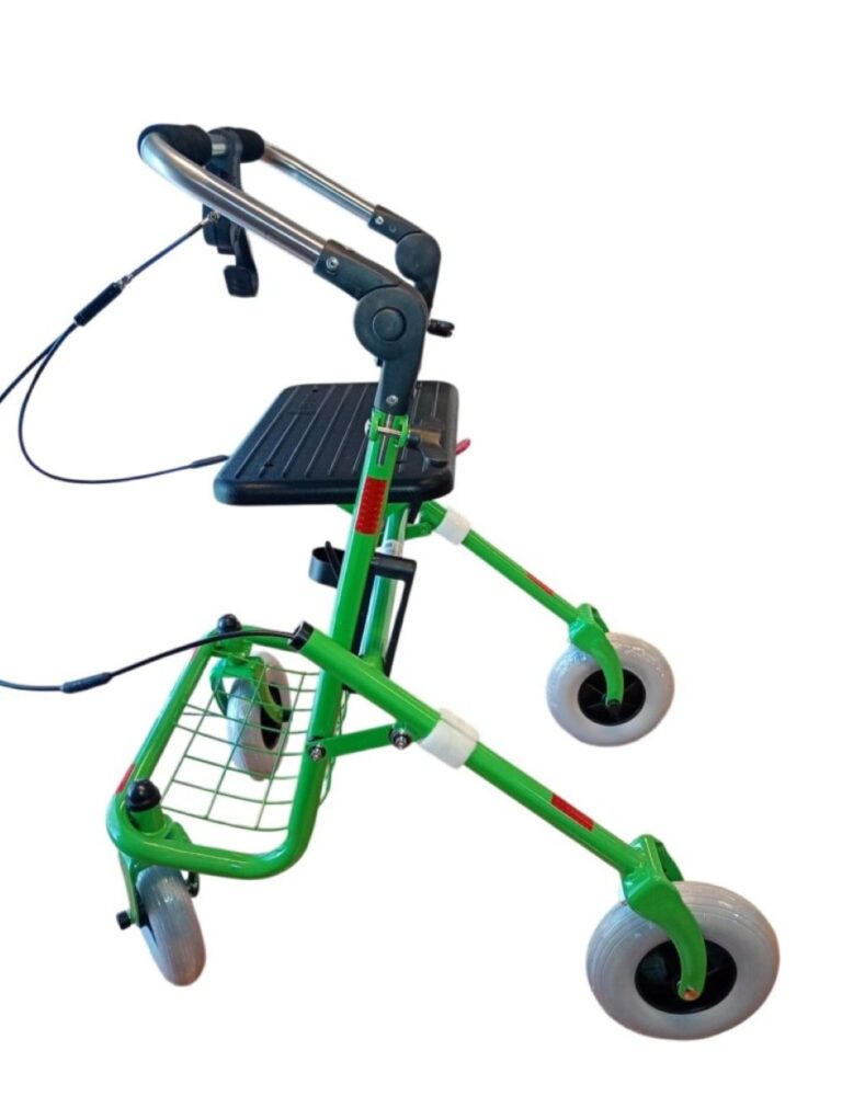 Groene rollator met opklapbare duwbeugel eenzijdige rem rechts