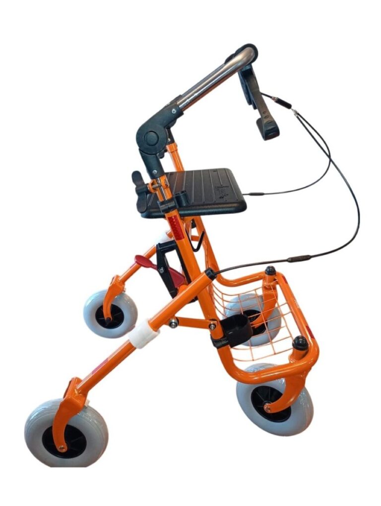 Oranje rollator met opklapbare duwbeugel eenzijdige rem rechts