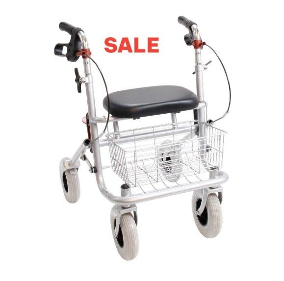 zilverkleurige kleine volwassen rollator
