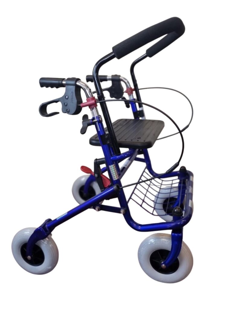 rugsteun voor een klein volwassene rollator getoond op een blauwe rollator
