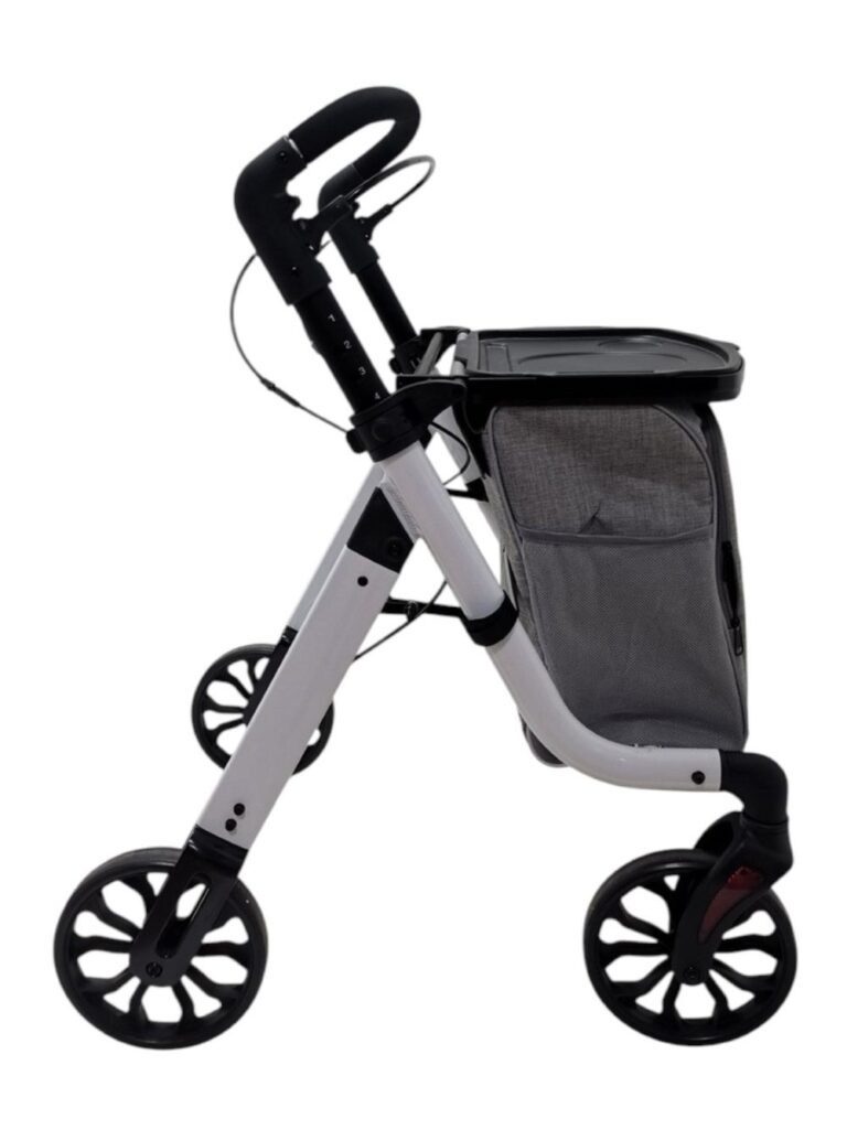 Zijkant nieuwe versie rollator voor binnen en buiten met tas