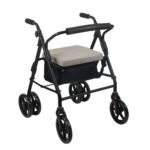 rollator met drukremmen van aluminium